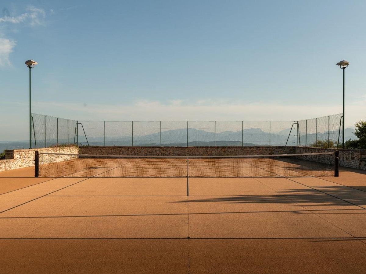 Tennis Courts at Domaine des Coteaux in Provence