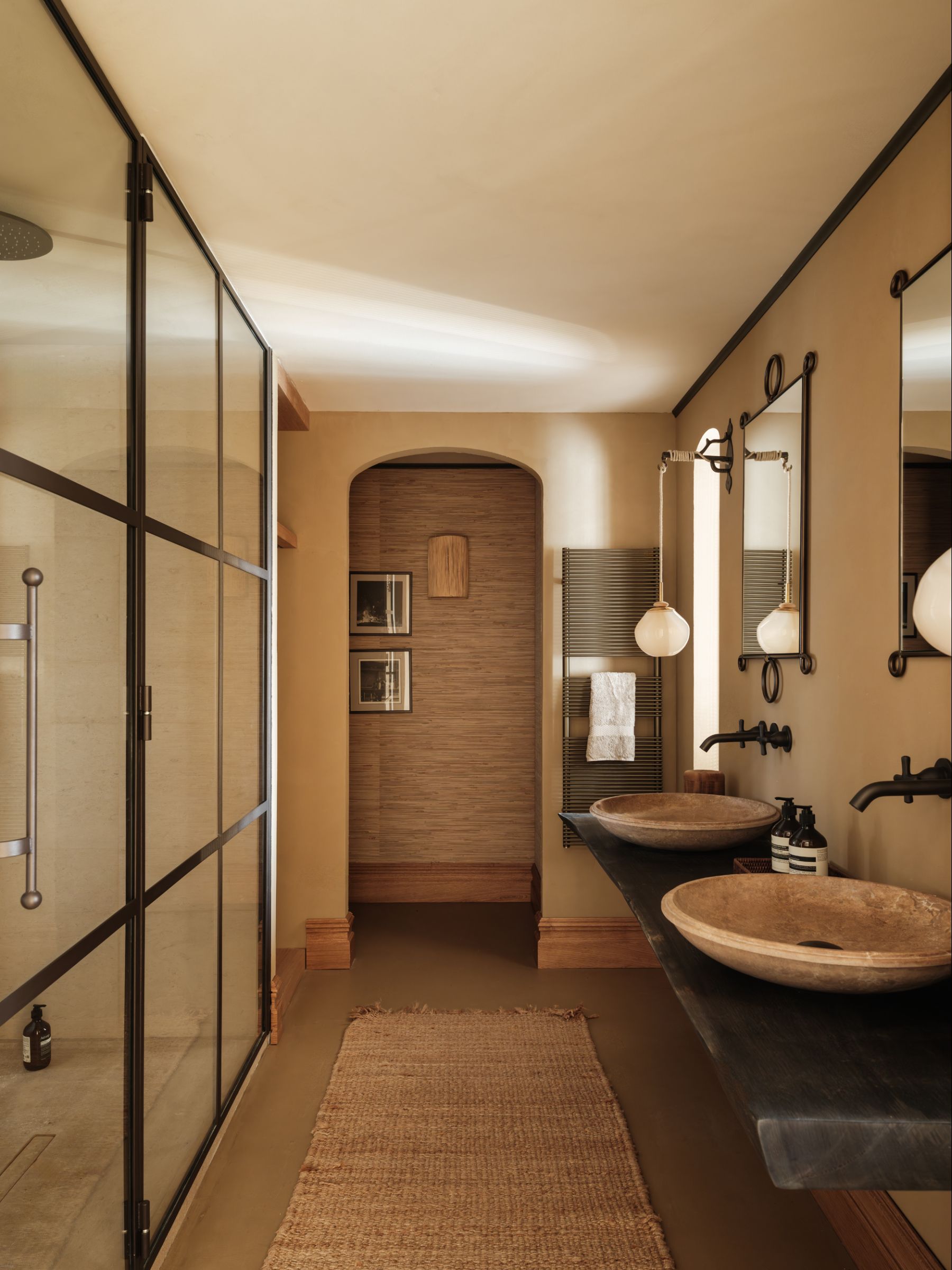 Bathroom at La Bergerie de Calabrun in Provence