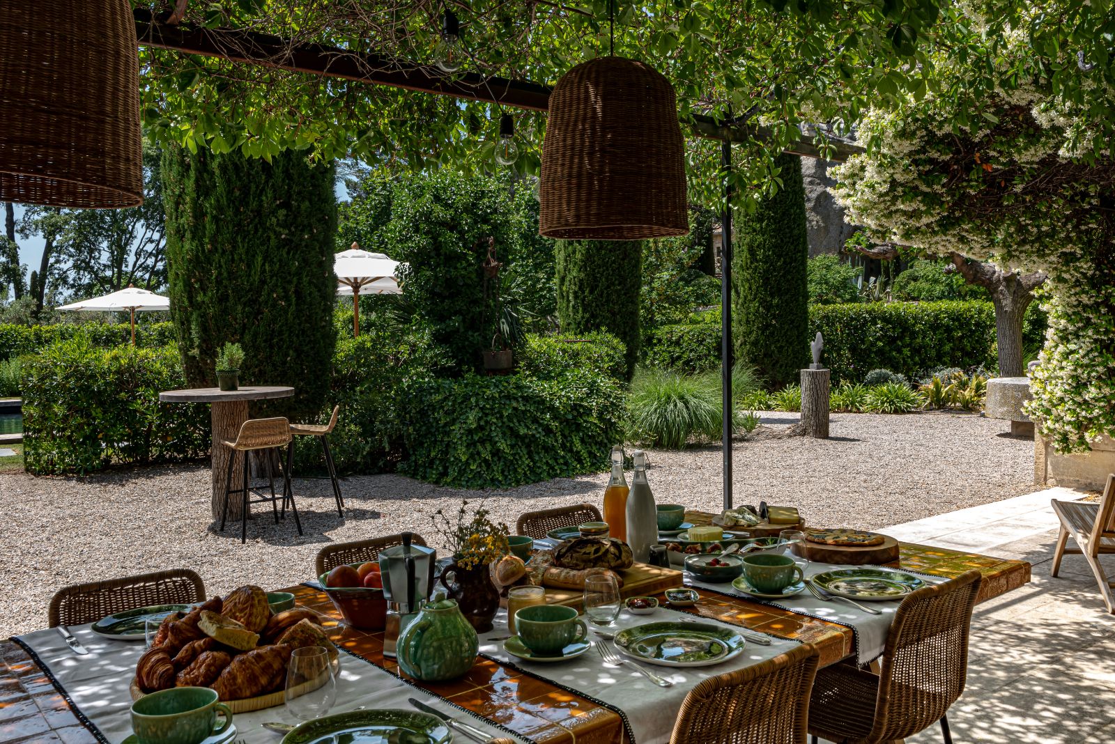 dining terrace in garden