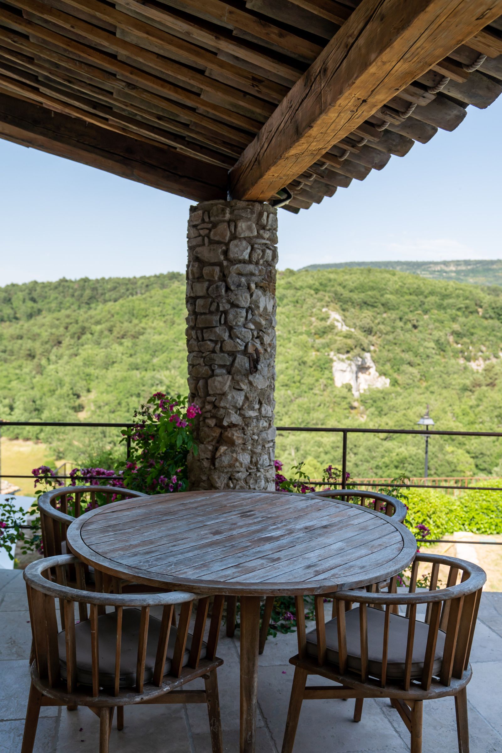 Outdoor Dining at La Maison Oppedette in Provence