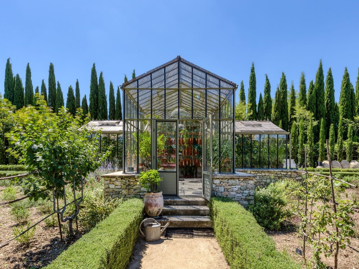 Greenhouse Exterior at La Roulotte in Provence