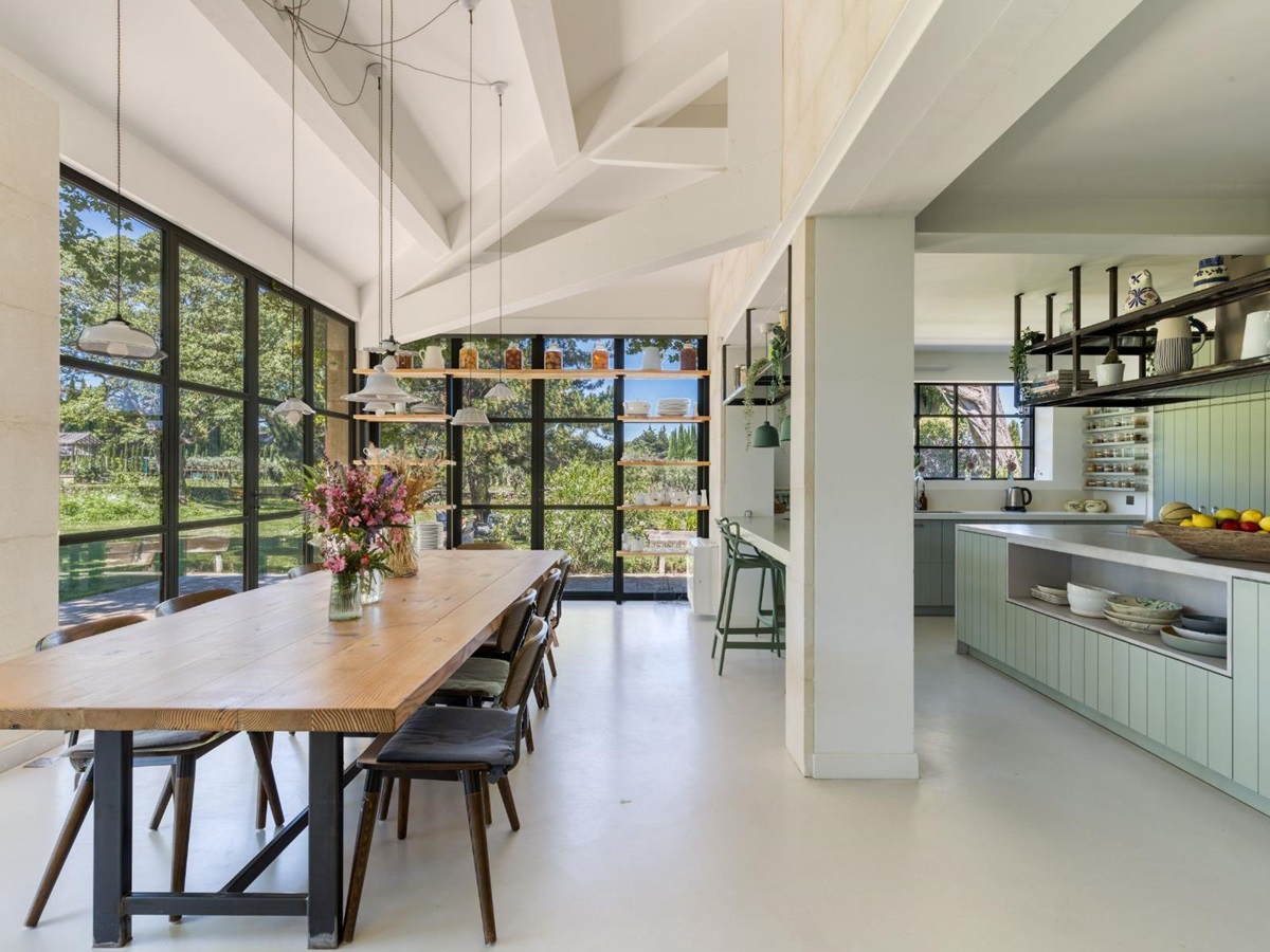 Kitchen at La Roulotte in Provence