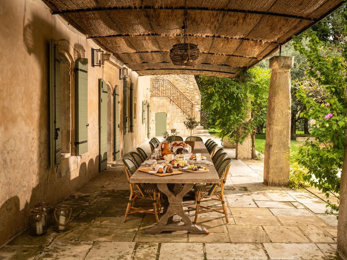 Outdoor Dining at La Bastide du Paradou in Provence