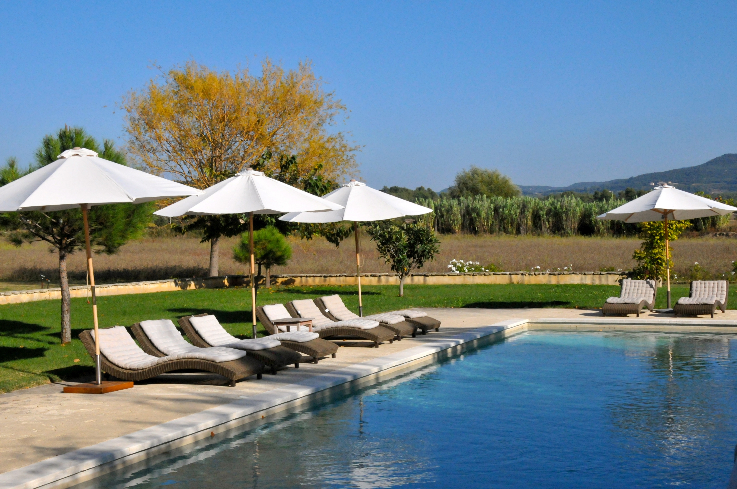 swimming pool of Le Pont Romain, Provence