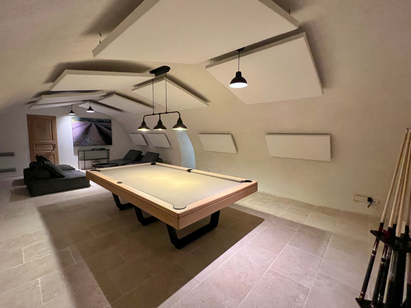 Leisure space at Maison St Saturnin.