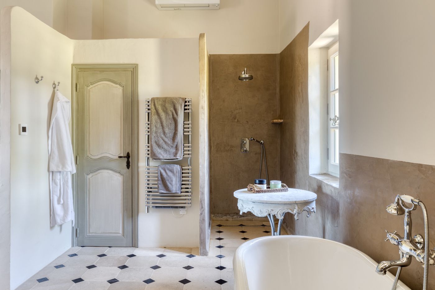 Bathroom One at Mas Bonnieux in Provence