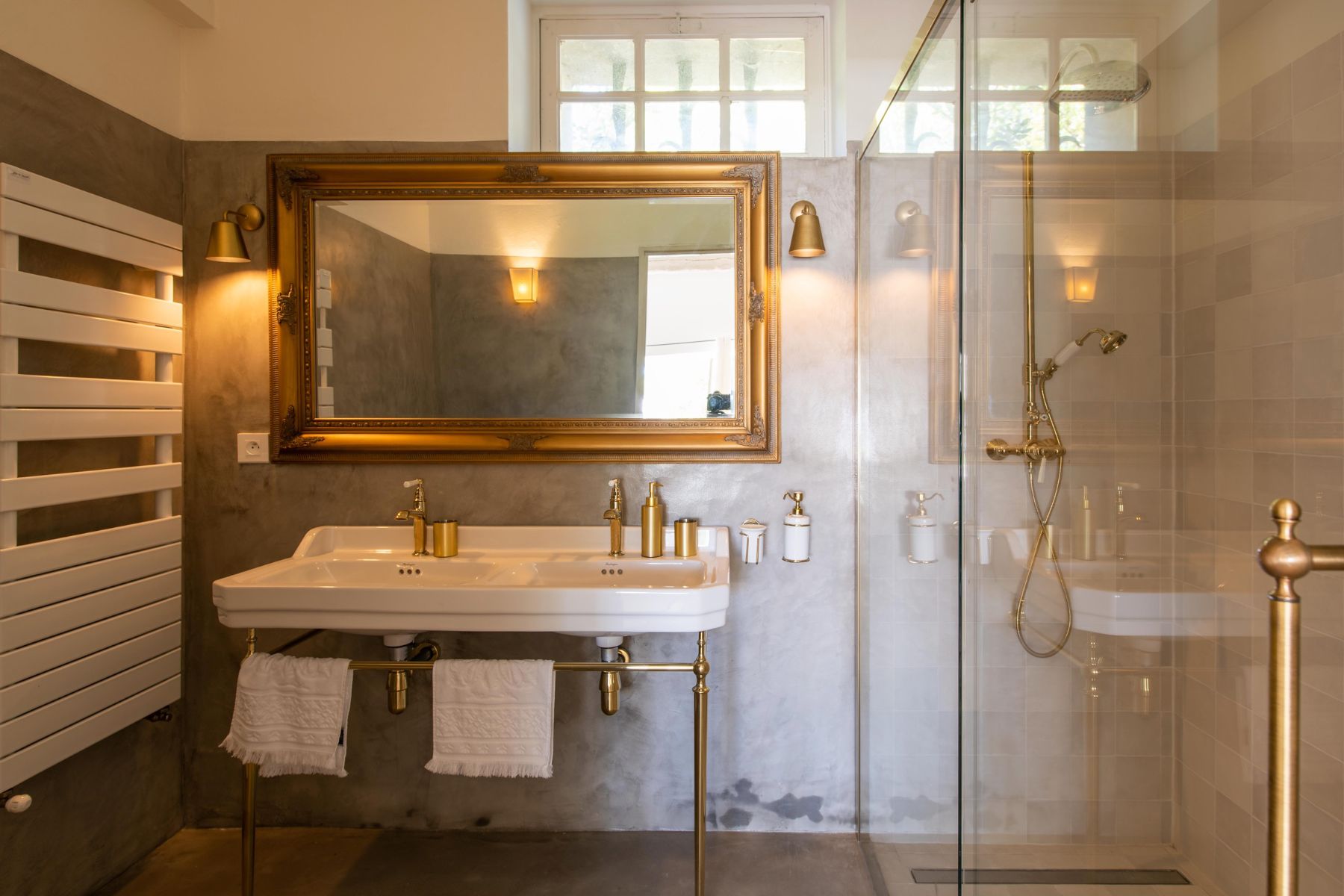 Bathroom 1 at Mas de Cabrieres in Provence
