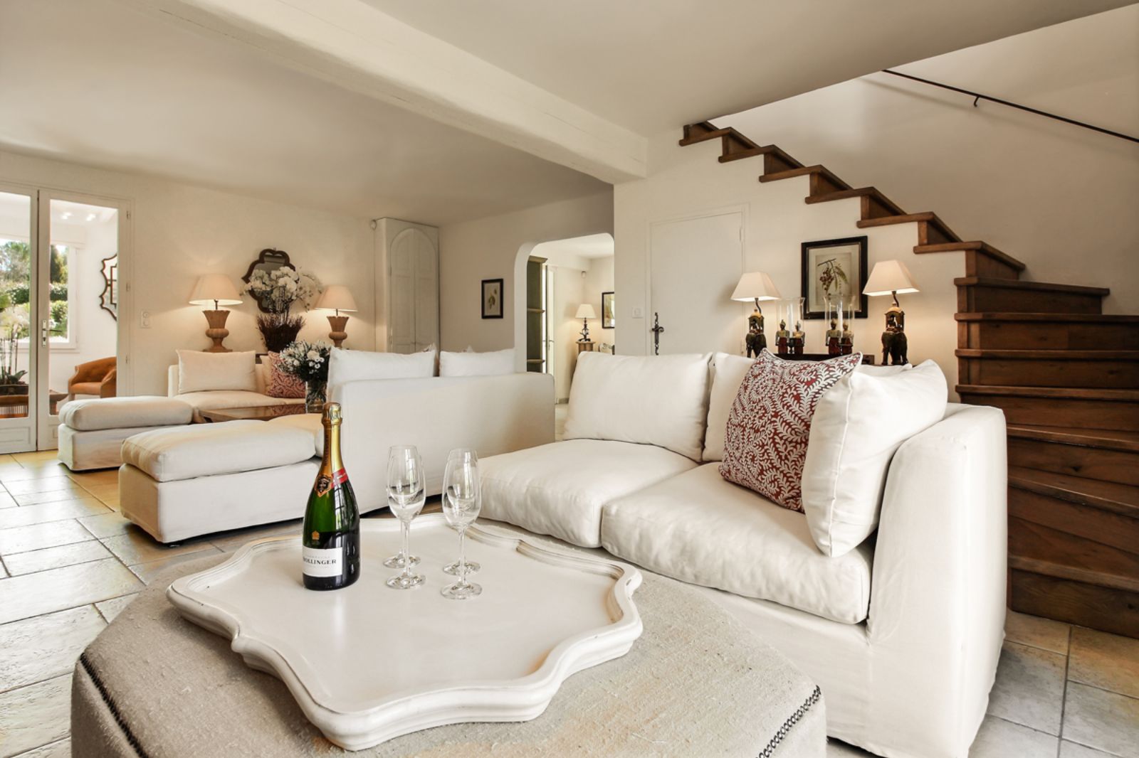 Mas du Buis | Luxury Villa in Bonnieux | Red Savannah
