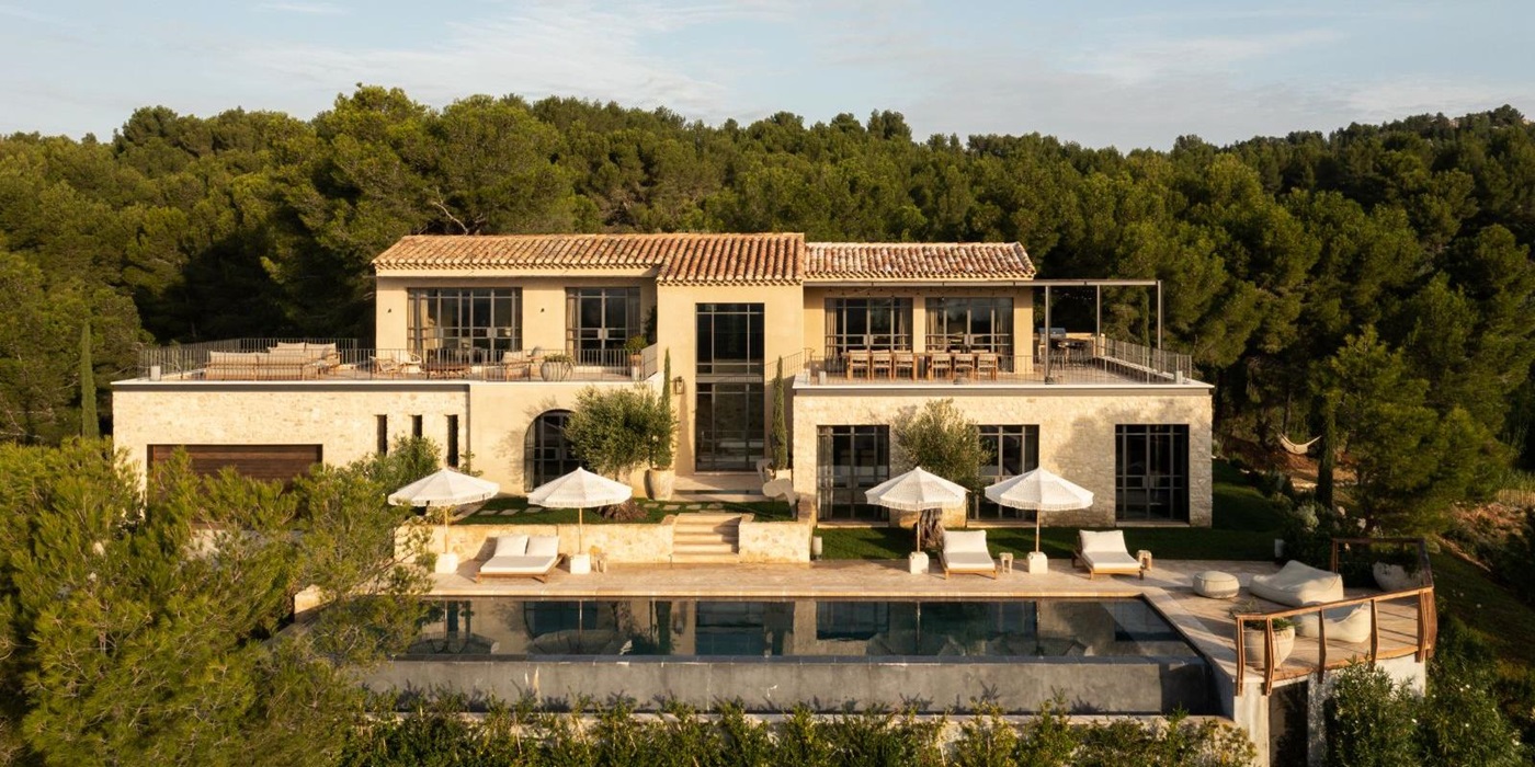 Exterior of Mas Etoile in Provence