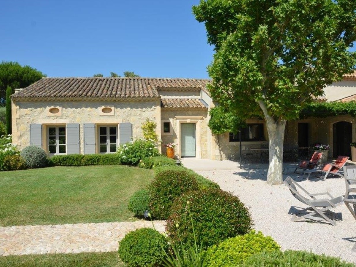 Outdoor seating with exterior of property at Mas Laurent in Provence