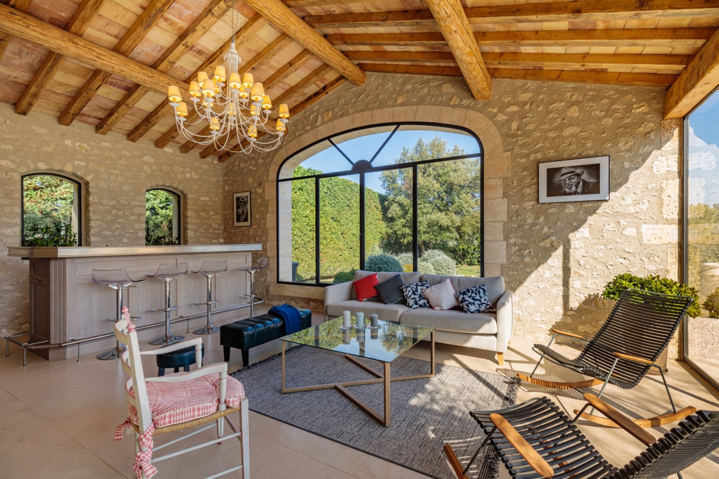 Living room with bar area at Mas Laurent in Provence