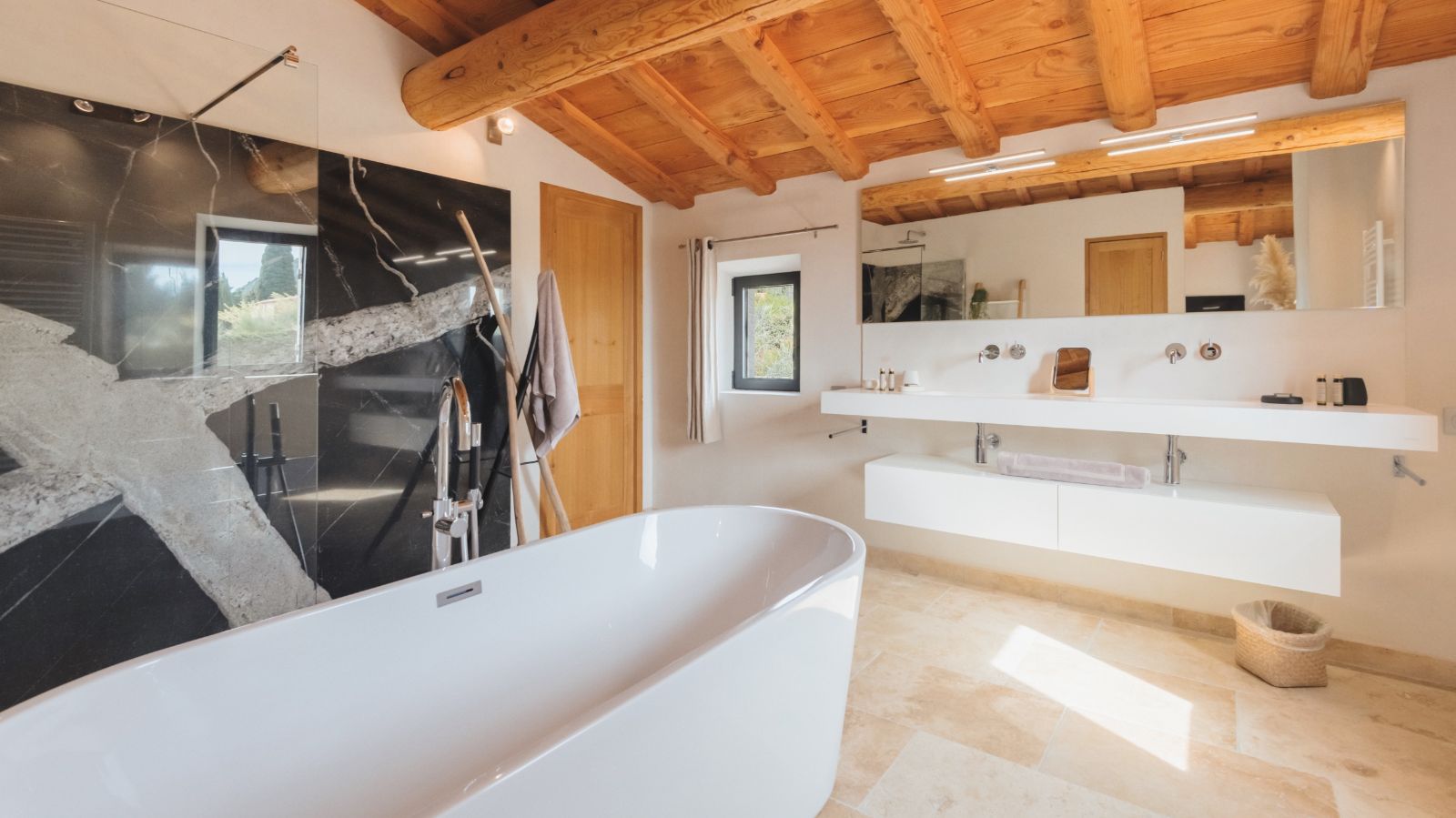 Bathroom 1 at Mas Maussane in Provence 