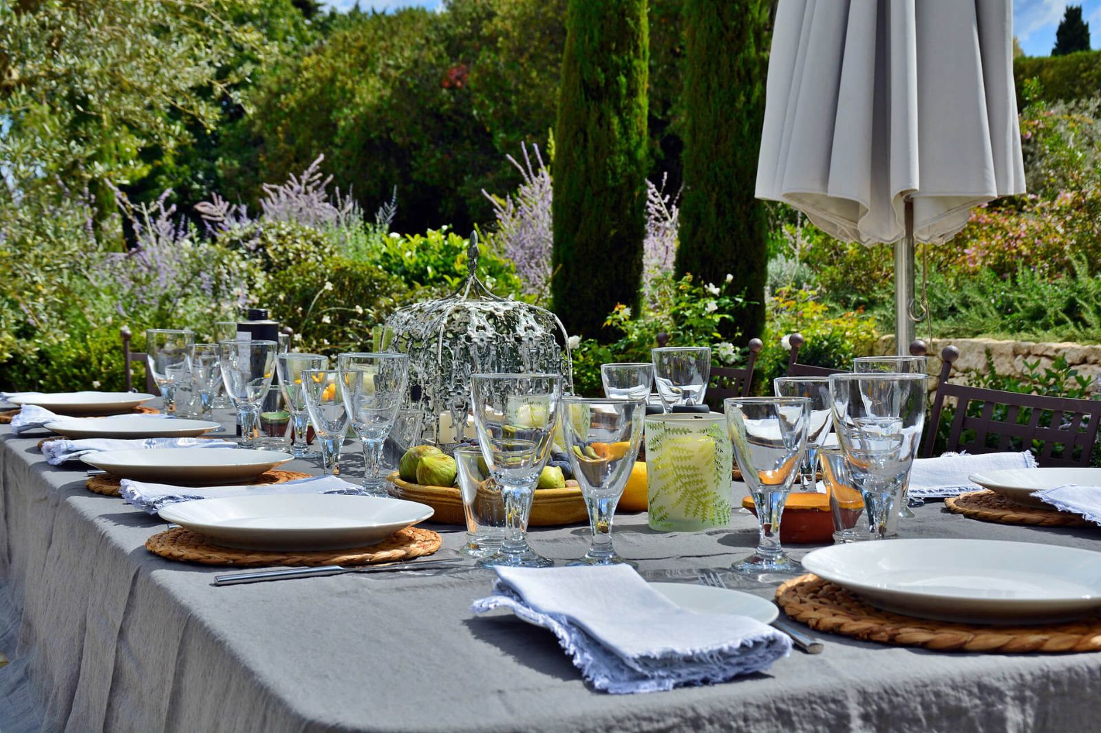 Outdoor Dining at Mas Moulard in Provence