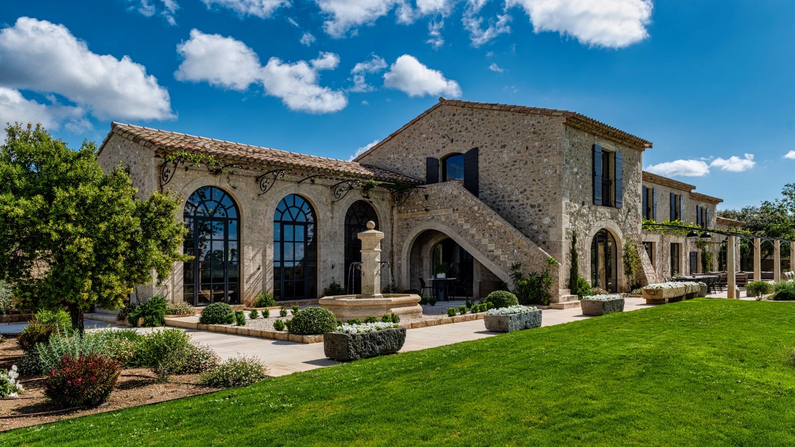 Exterior of Mas Provencal in Provence
