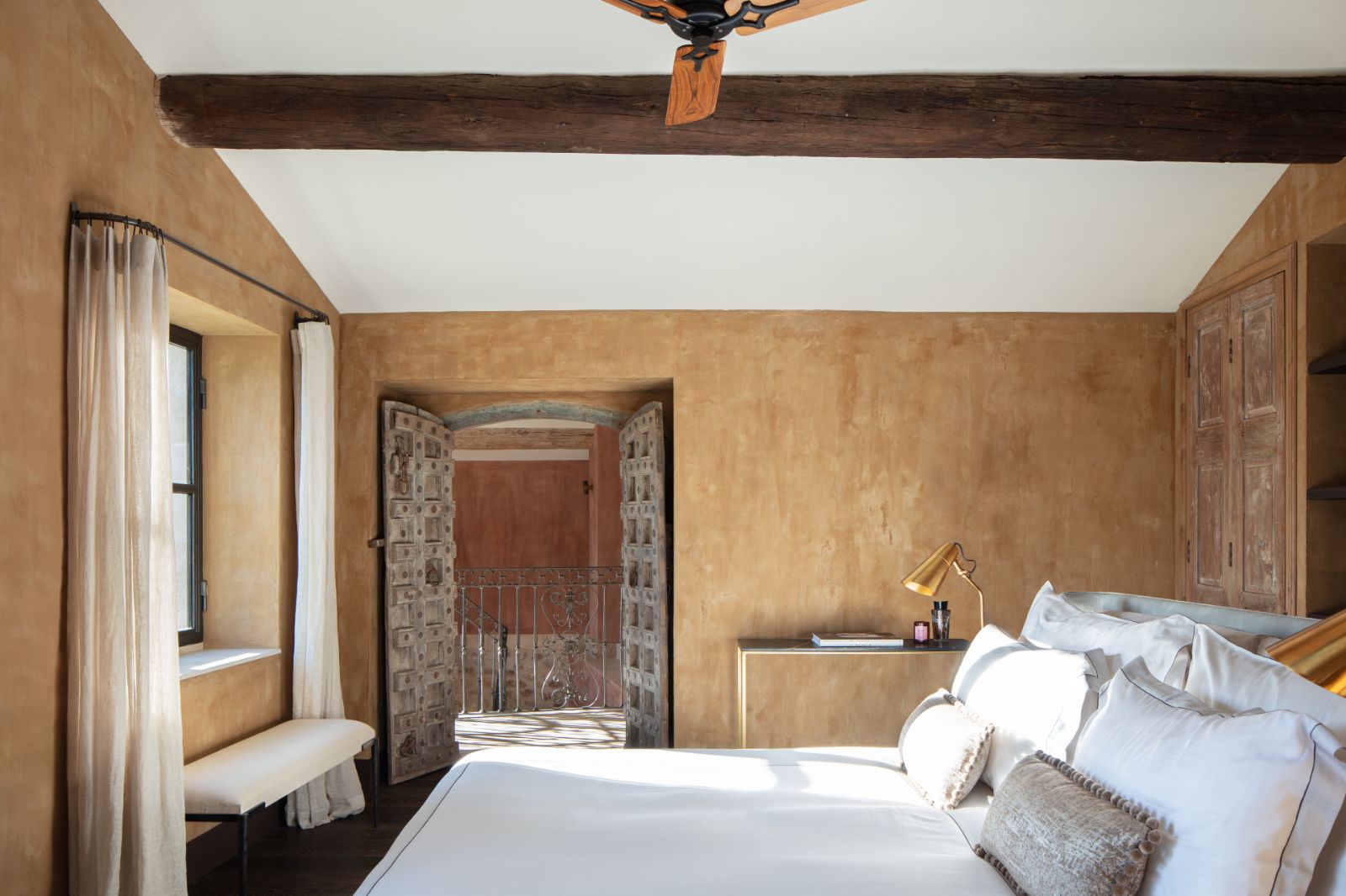 Bedroom 1 at Villa Athena in Provence