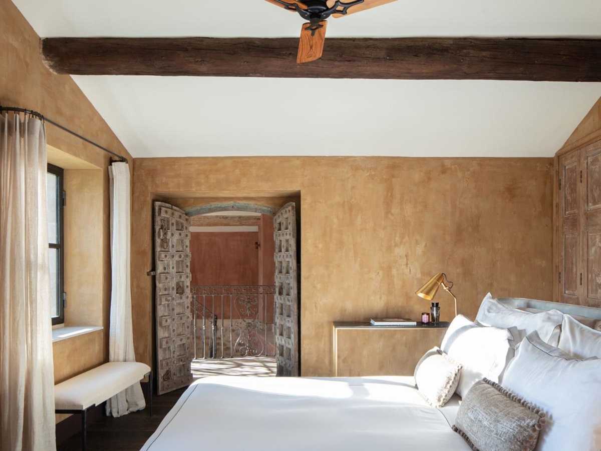 Bedroom 1 at Villa Athena in Provence