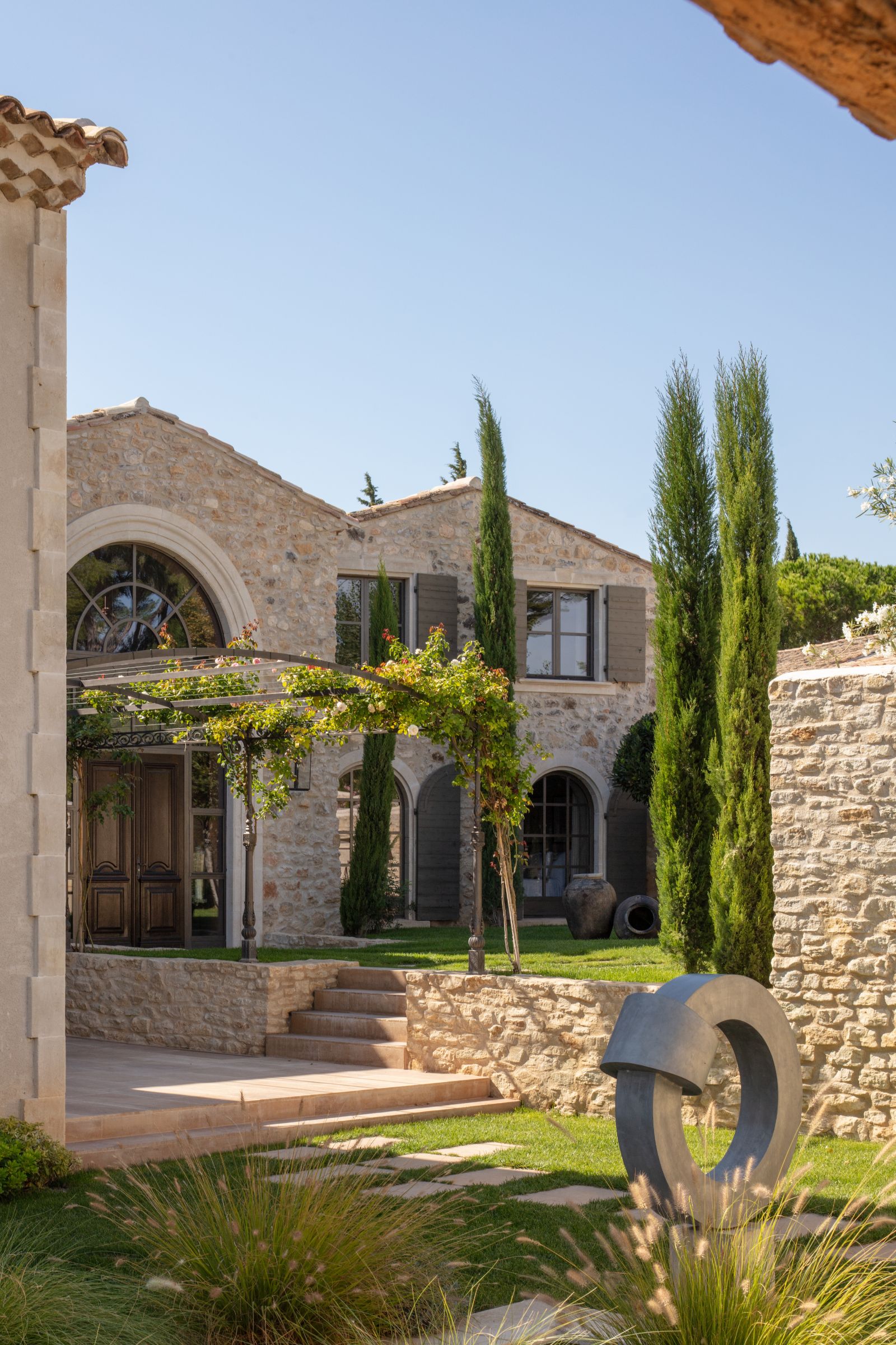 Front View of Villa Athena in Provence