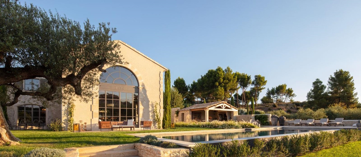 Full exterior of Villa Athena in Provence