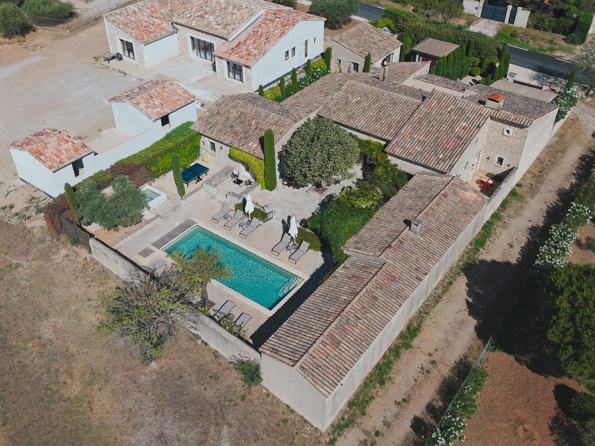 Aerial shot of Villa Elise in Provence, France