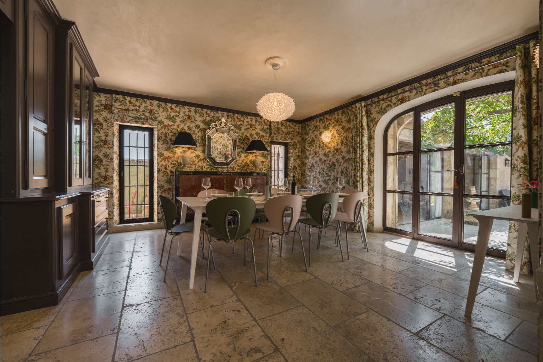 Dining room at Villa Elise in Provence, France