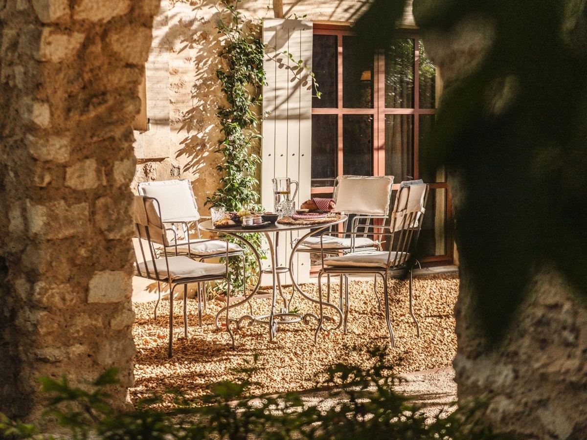 Outdoor Seating at Villa Mouries in Provence