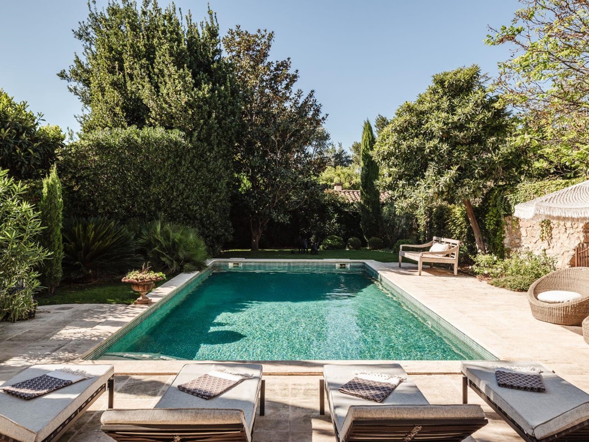 Swimming Pool at Villa Mouries in Provence