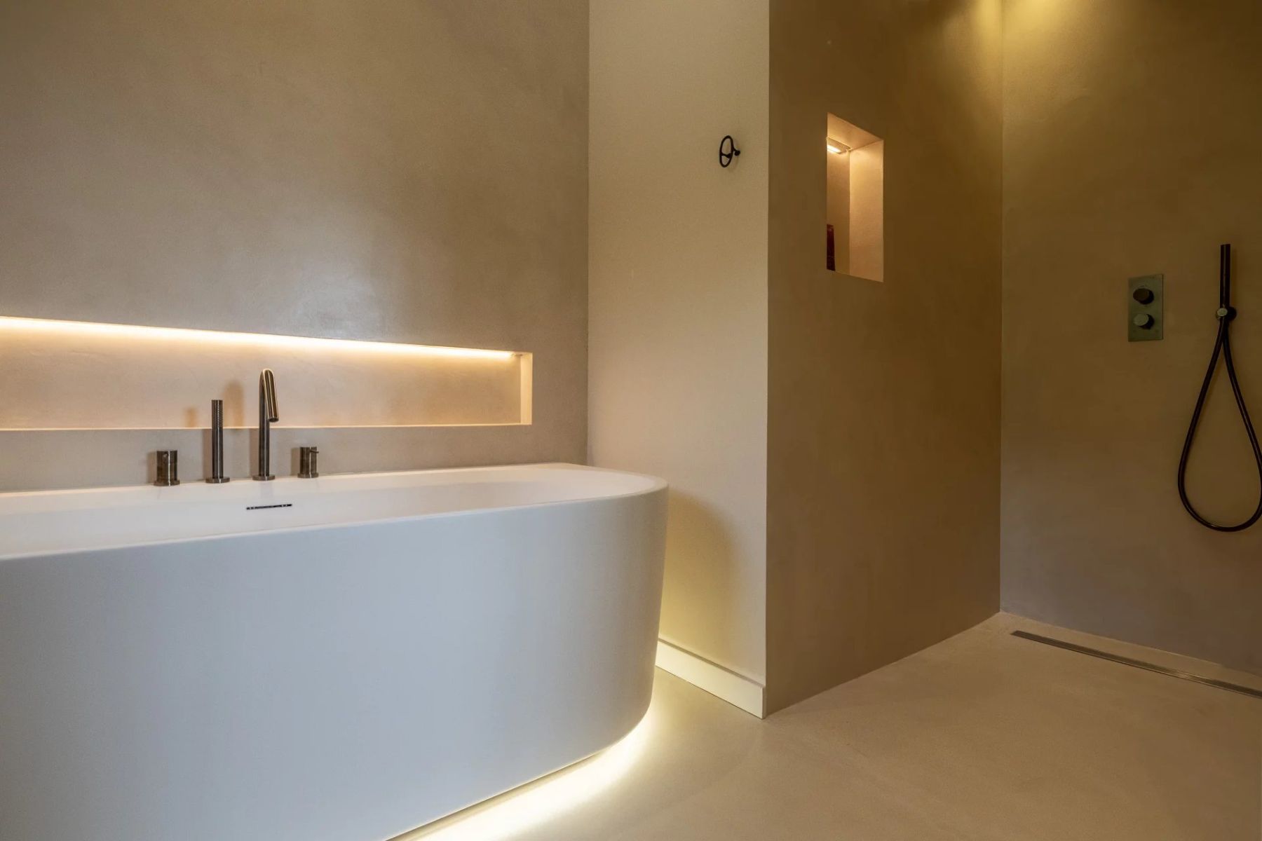Bathroom at Villa Olivier in Provence