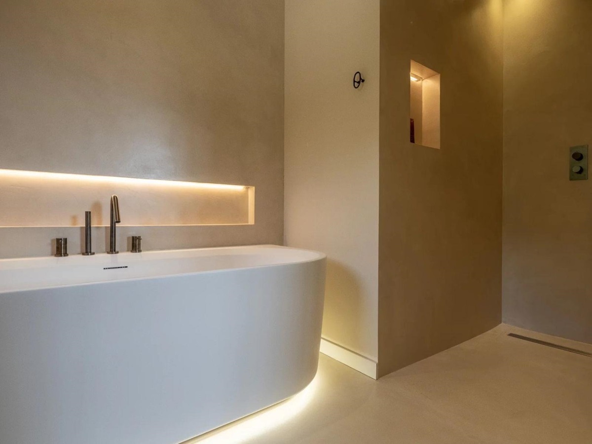 Bathroom at Villa Olivier in Provence