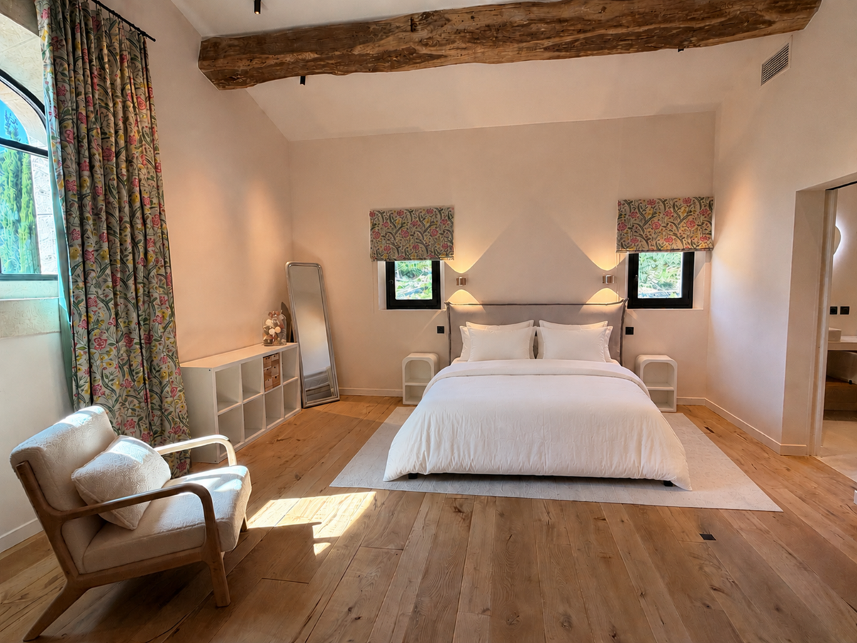 Bedroom at Villa Olivier in Provence