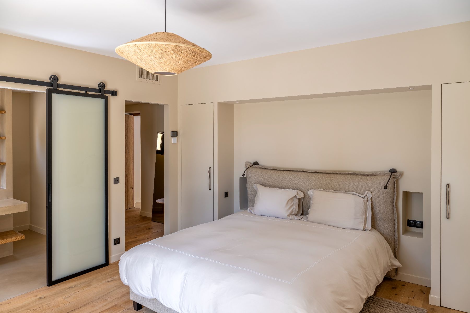 Bedroom at Villa Olivier in Provence