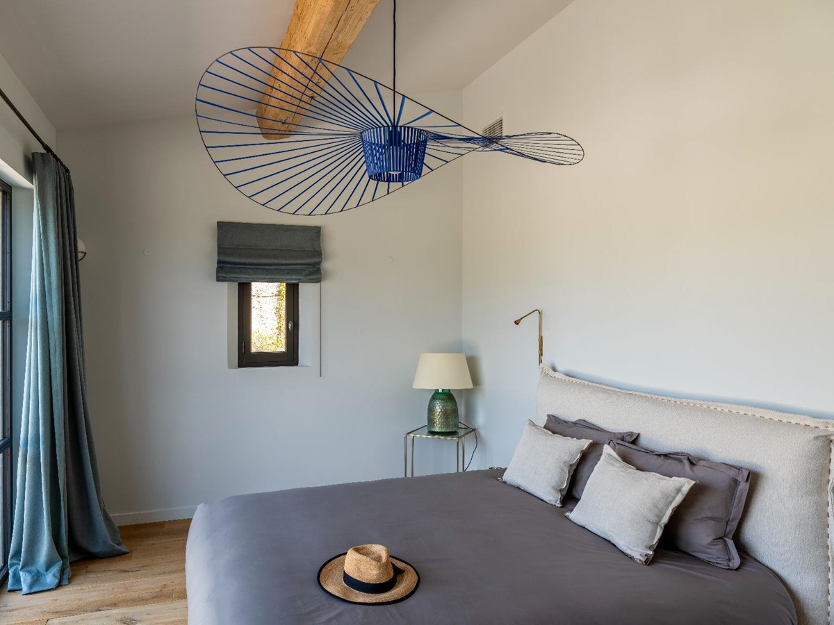 Bedroom at Villa Olivier in Provence