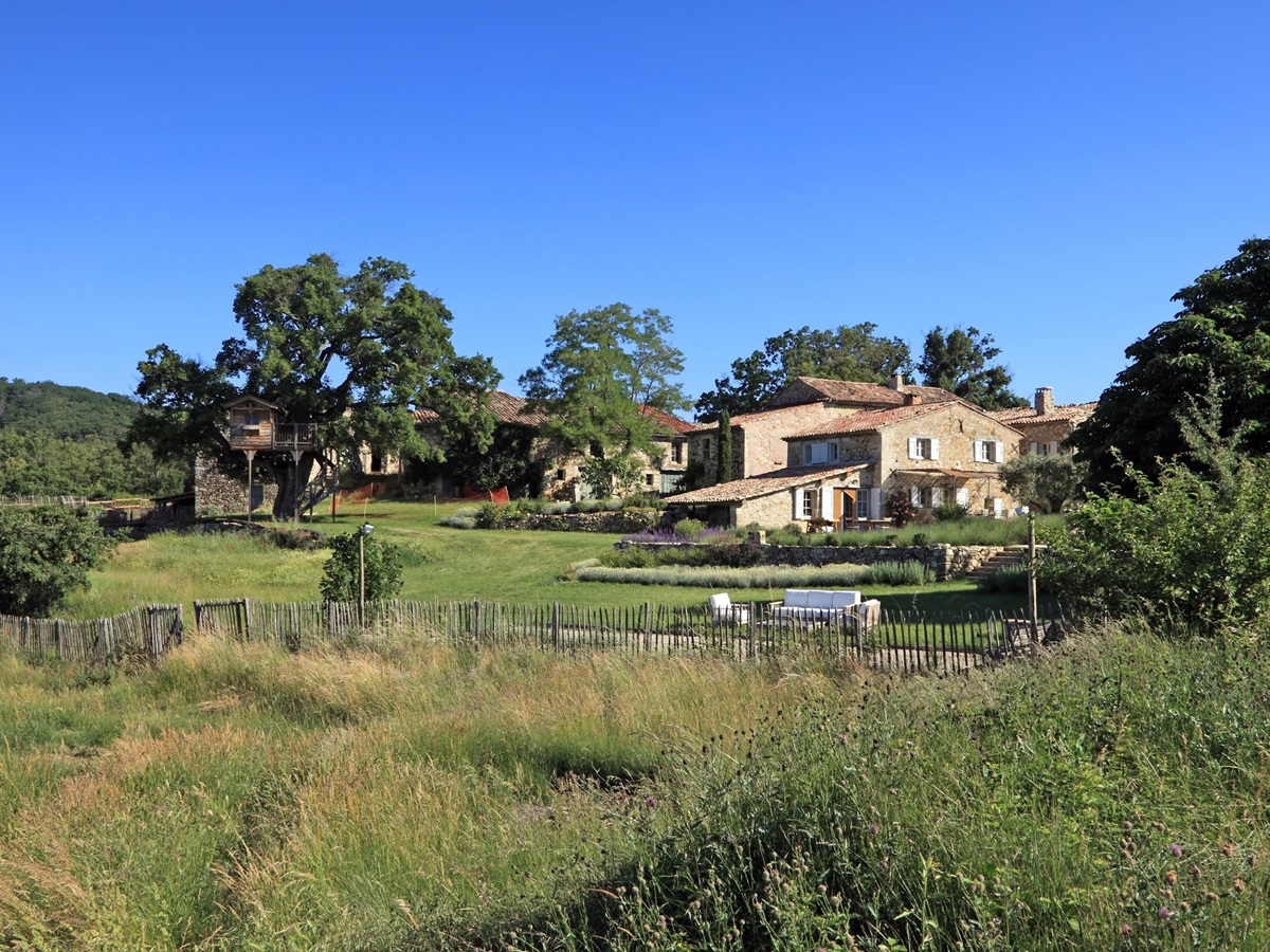 exterior of Villa Thyme, Provence
