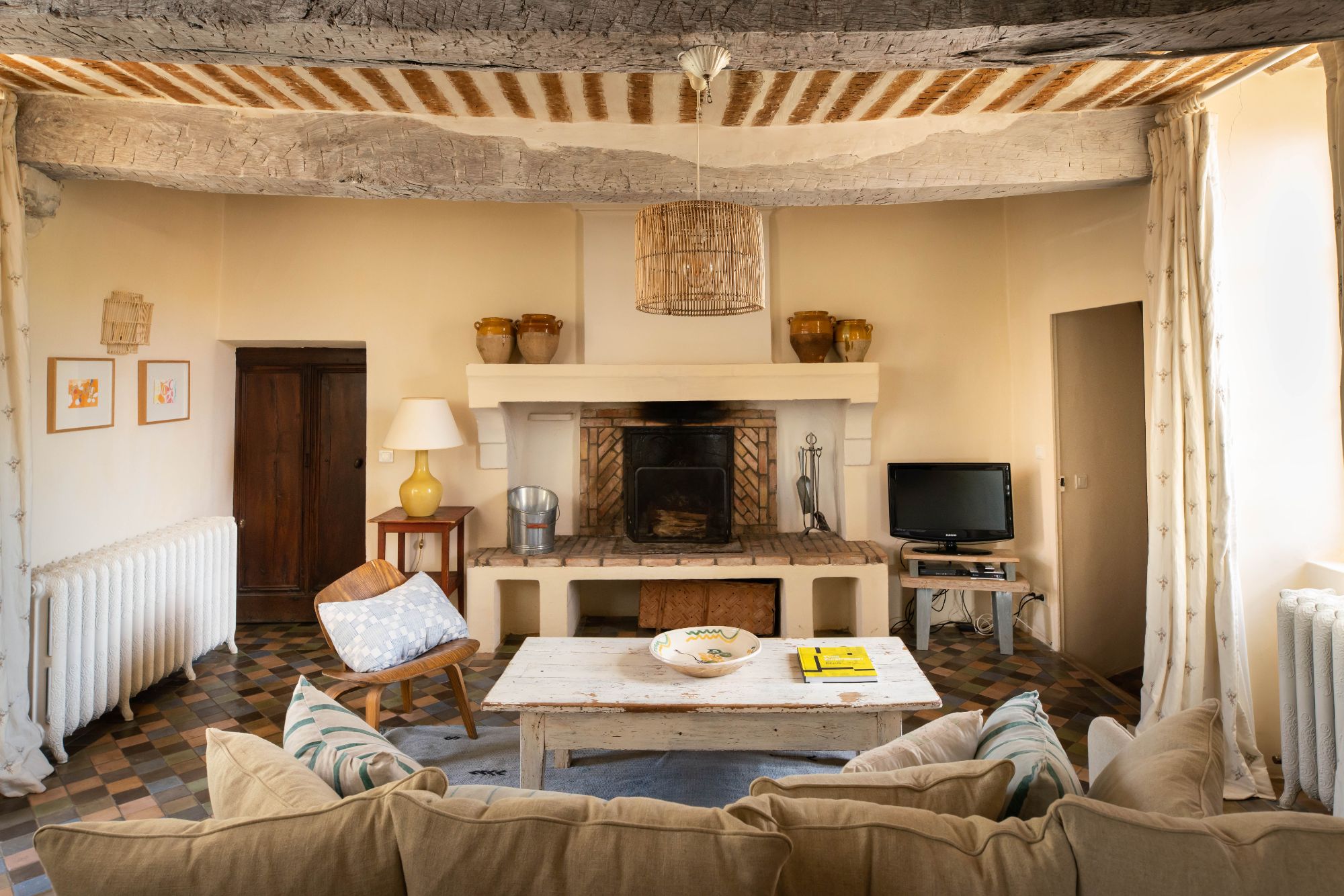 Maison Haute living room at Villa Thyme