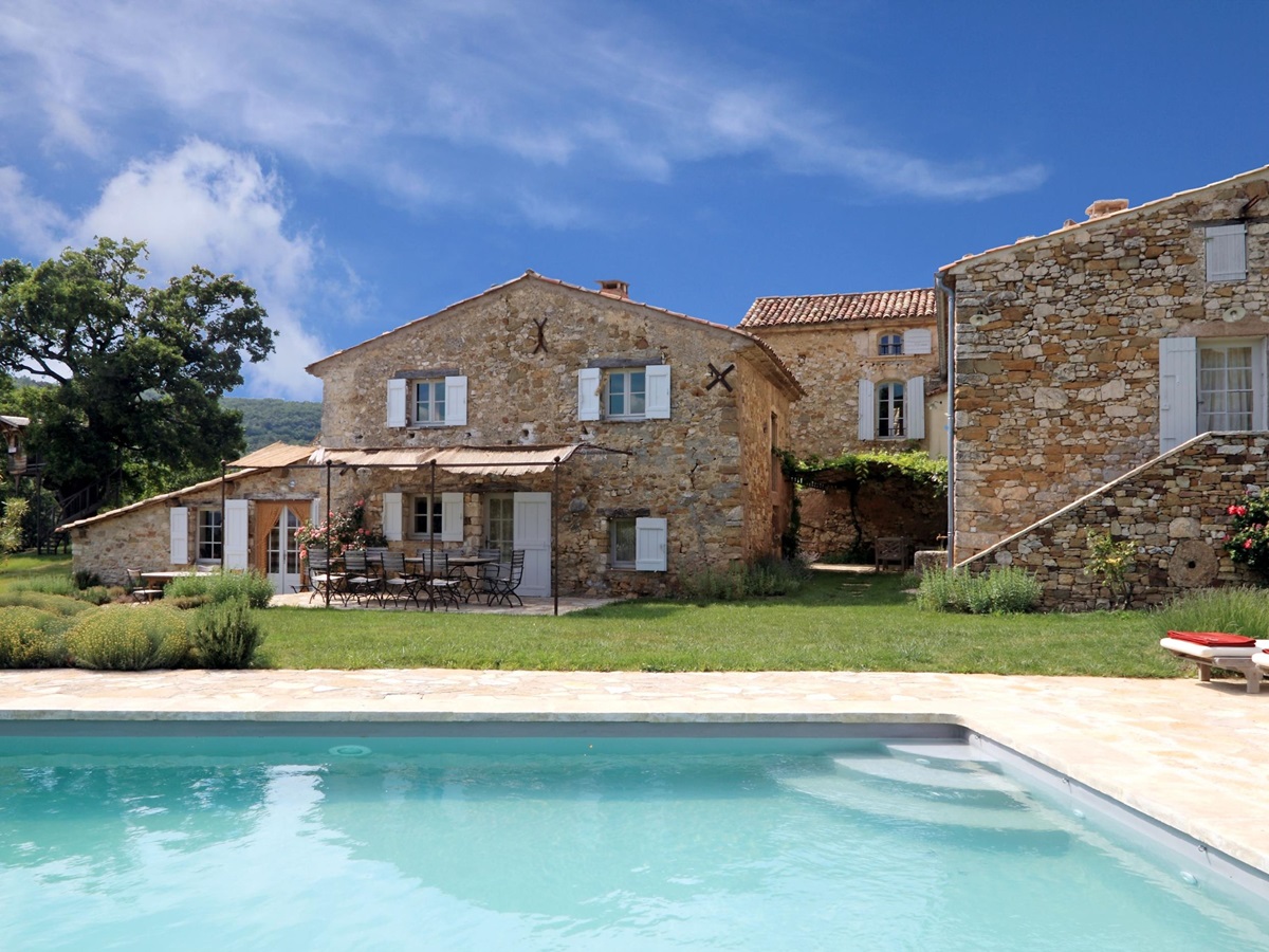 swimming pool of Villa Thyme, Provence