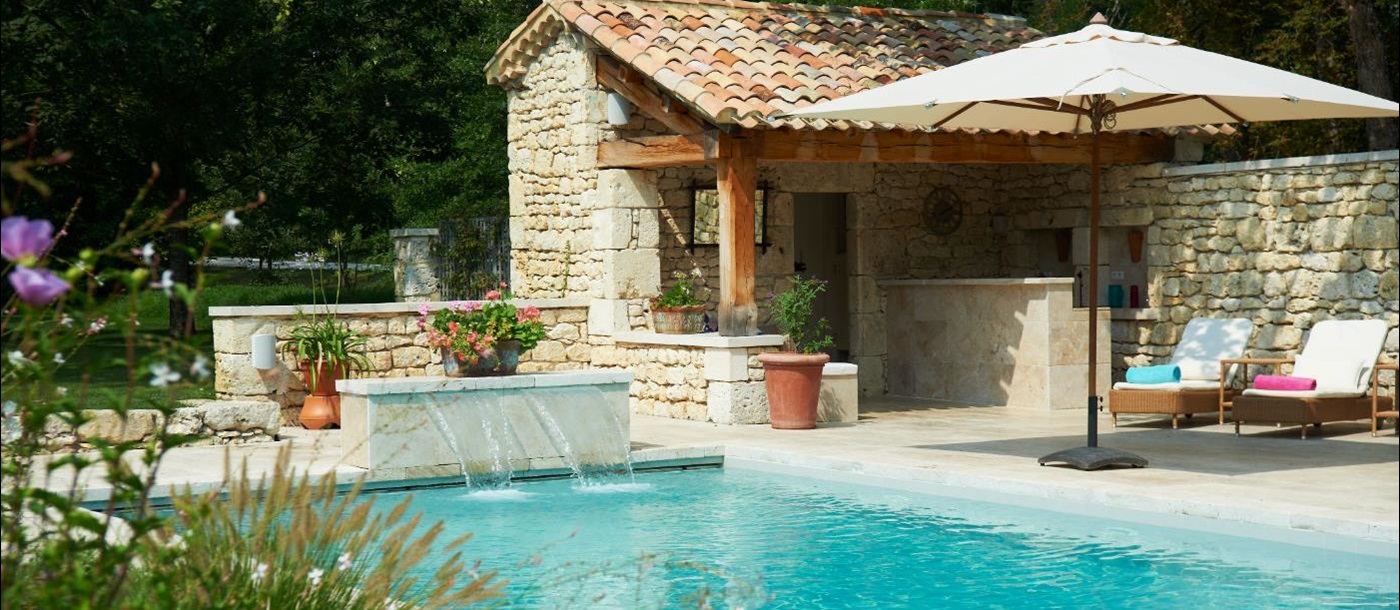 Pool at Domaine Alauzie in South West France 