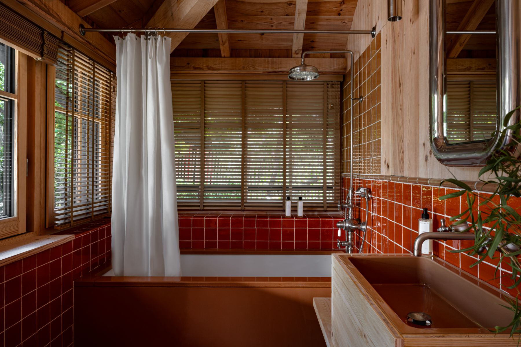 Bathroom One at La Cabane du Ferret in Cap Ferret, South West France