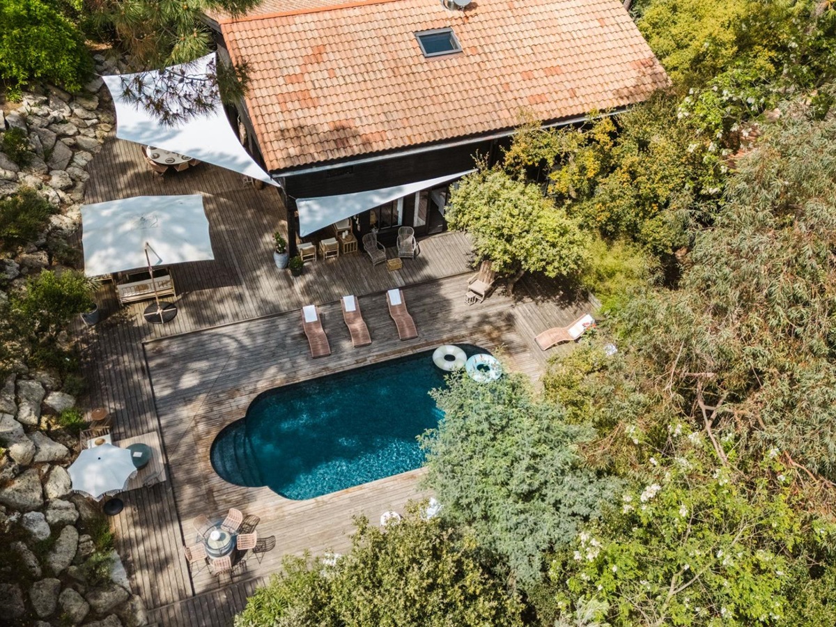 Aerial view of Villa de L'Herbe in South West France