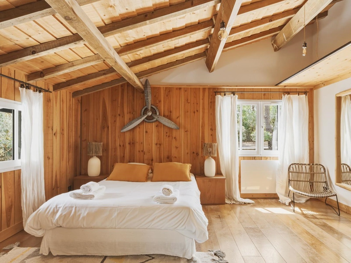 Orange bedroom at Villa de L'Herbe in South West France