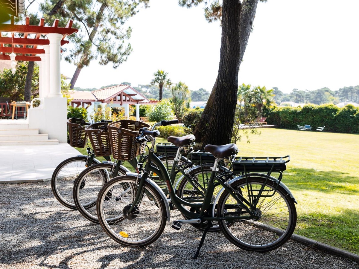 Bikes at Villa du Lac in South West France
