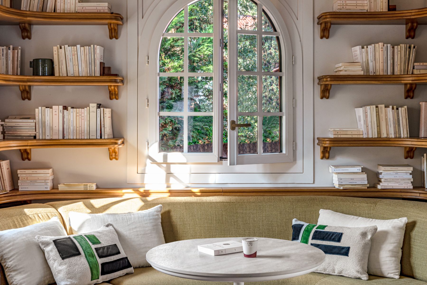 Breakfast Nook at Villa du Lac in South West France