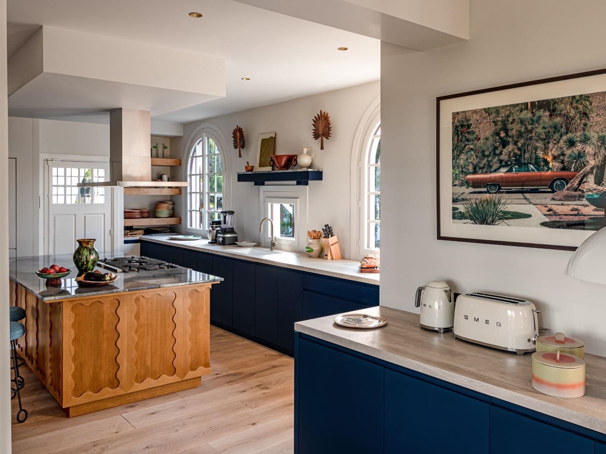 Kitchen at Villa du Lac in South West France