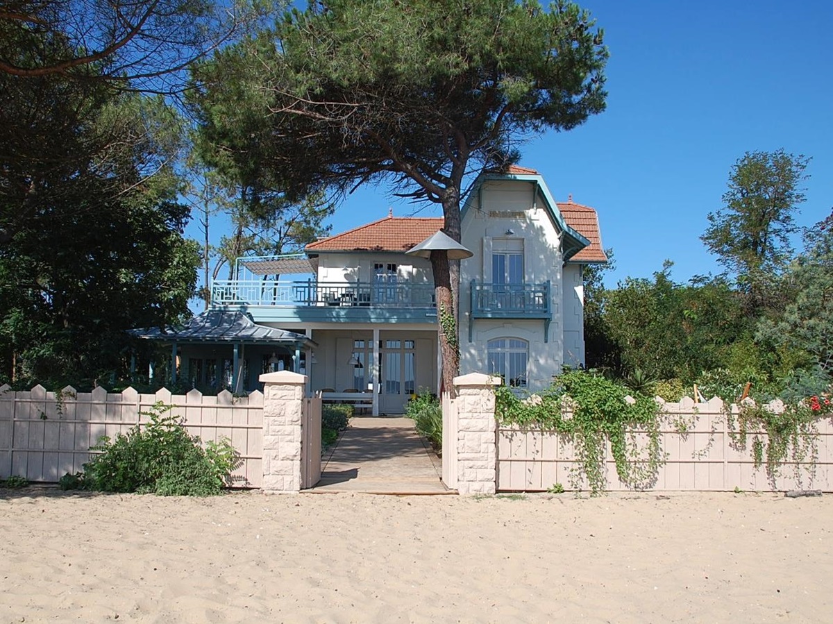 Facade of Villa Isabelle, South West France, seen from the beach
