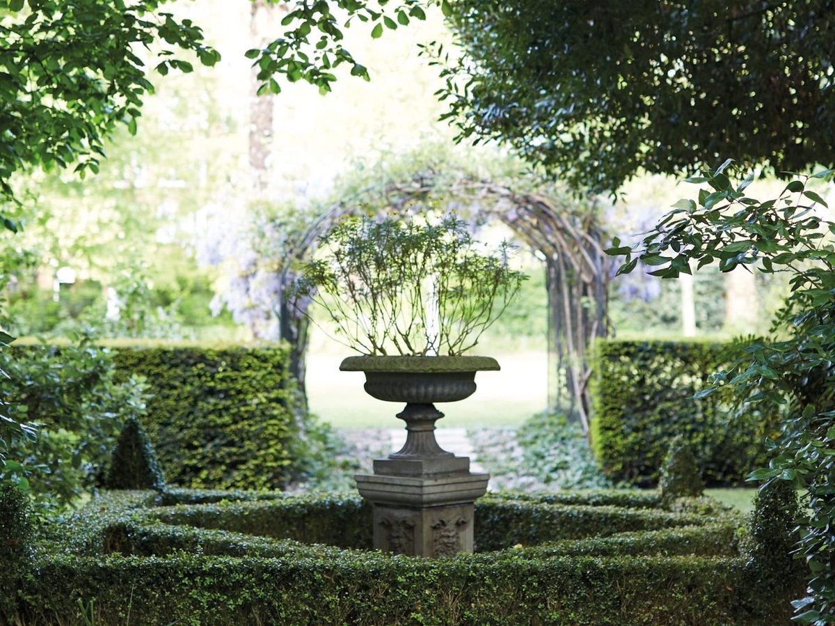 Cadogan Place gardens access for guests of the Belmond Cadogan Hotel in London