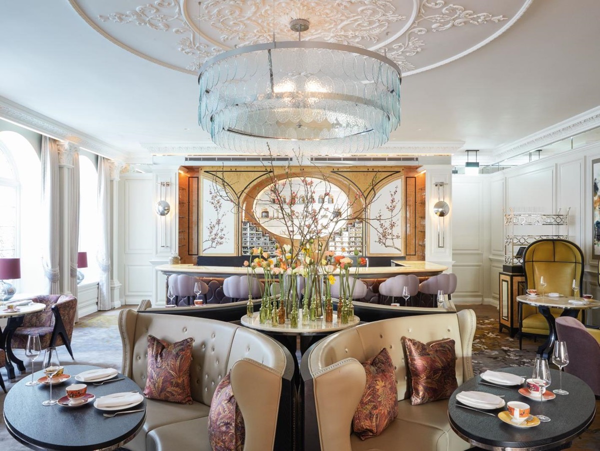 Lounge and bar at the Belmond Cadogan Hotel in London