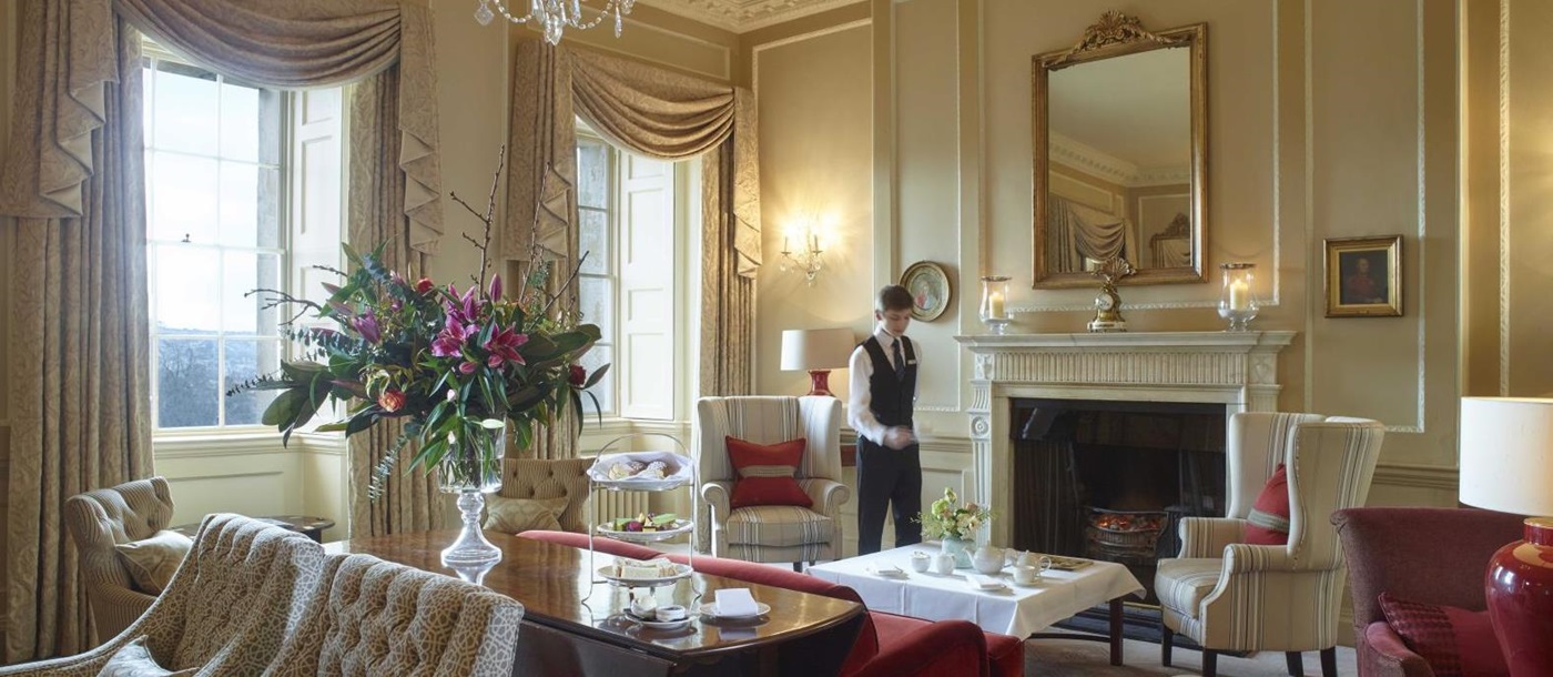 Drawing room and afternoon tea at the Royal Crescent Hotel in Bath