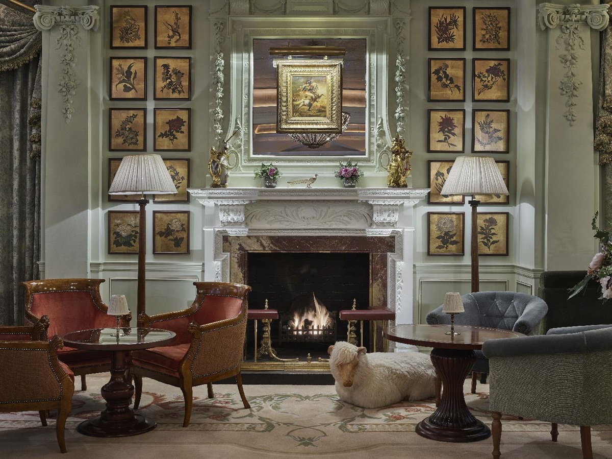 Bar and lounge at The Goring hotel in London England