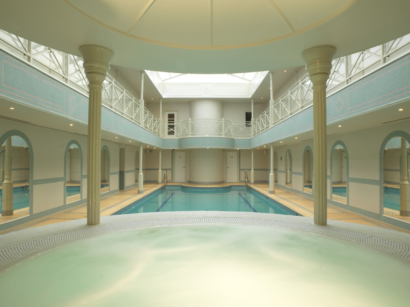 Jacuzzi and indoor pool at The Lygon Arms in the Cotswolds, England