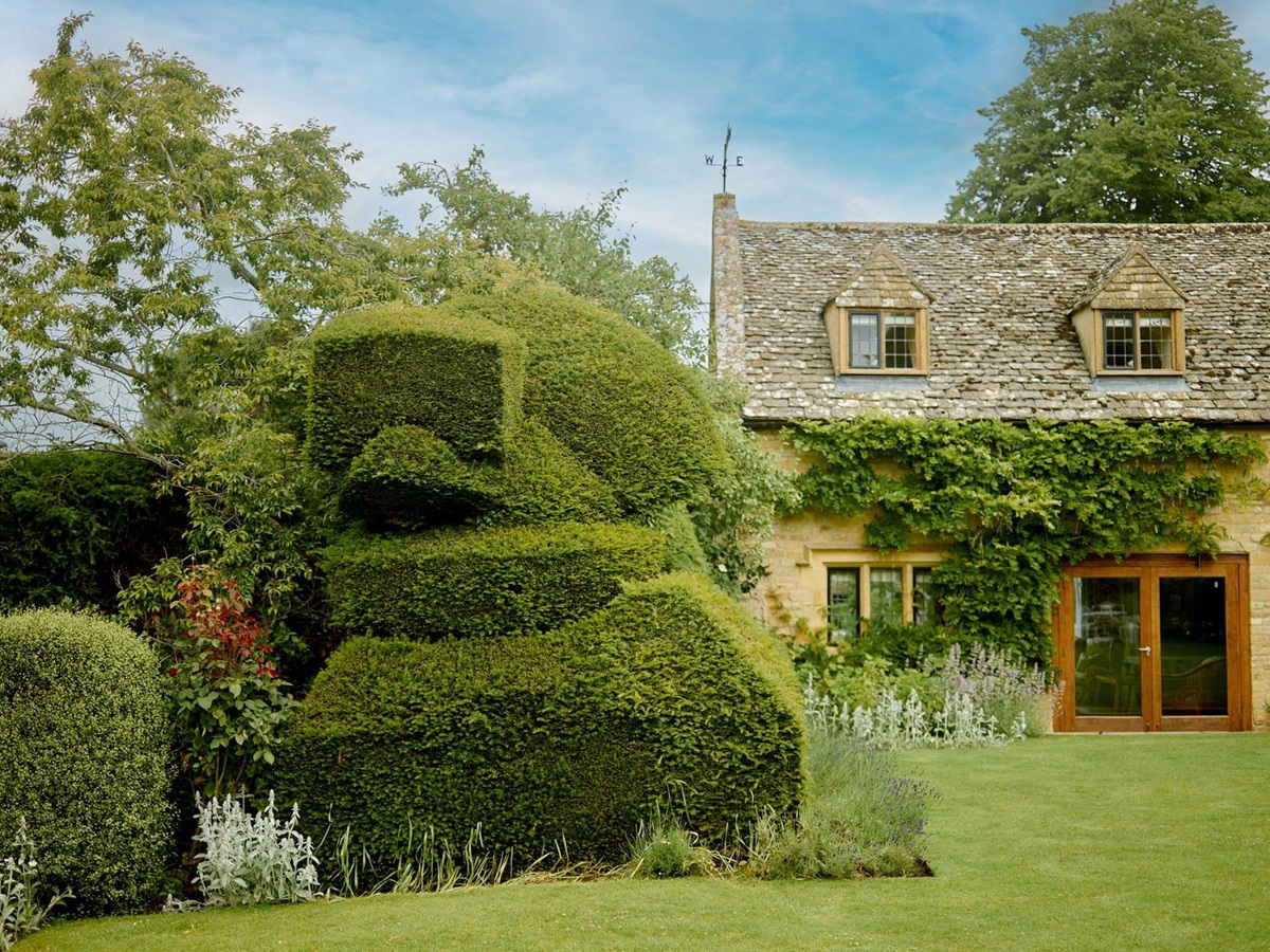 View of the a cottage accommodation at Broadway House in the Cotswolds
