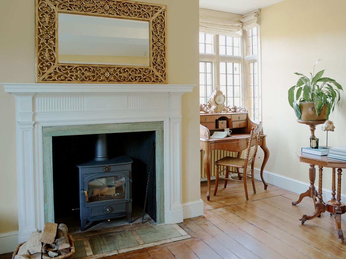 Log Burner at Broadway House in the Cotswolds
