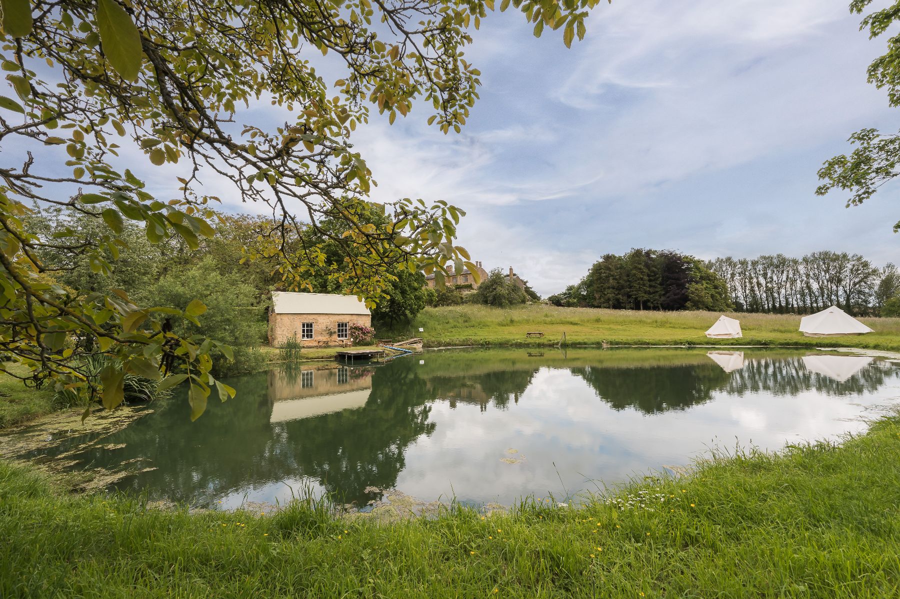Lake at Ivy Manor in the Cotswolds